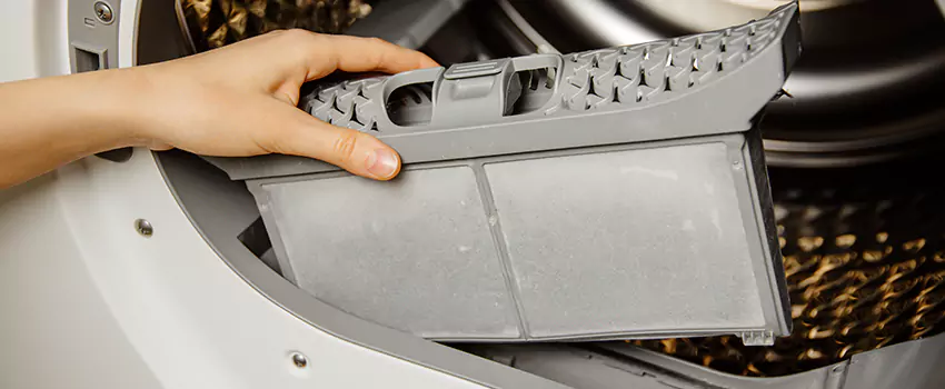 Signs Of A Clogged Dryer Lint Trap in Carteret, New Jersey